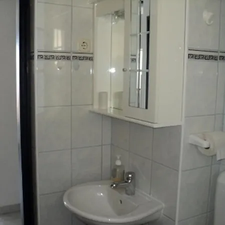 With A Parking Space Okrug Gornji, Ciovo - 13562 Apartment