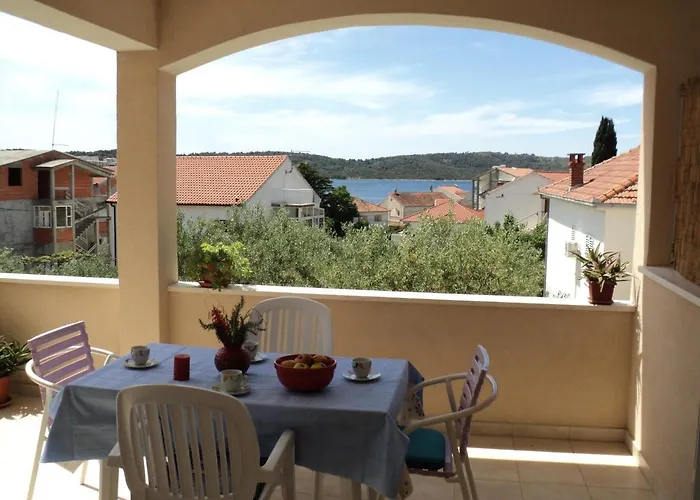 With A Parking Space Okrug Gornji, Ciovo - 13562 Apartman