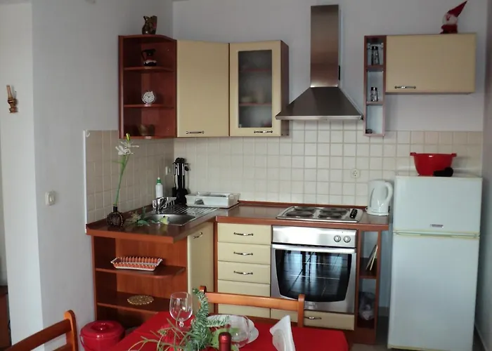 With A Parking Space Okrug Gornji, Ciovo - 13562 Apartman